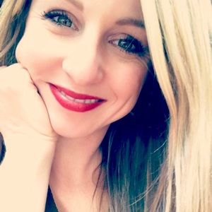 Meet your Posher, Molly